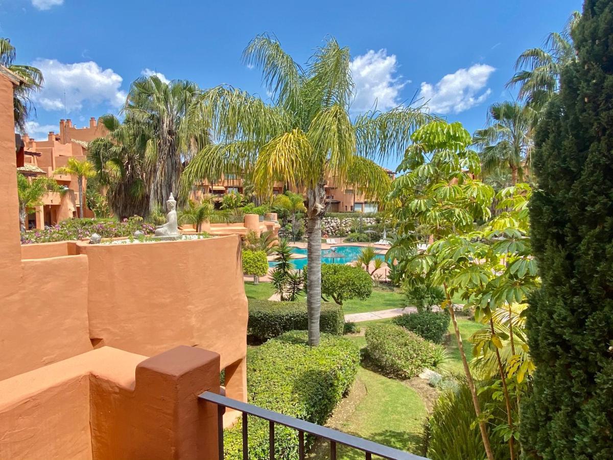 Resort Style 2 Bedroom Apartment In The New Golden Mile Free Wifi & Parking Estepona Luaran gambar